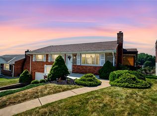 165 Woodhall Dr, Pittsburgh, PA 15236