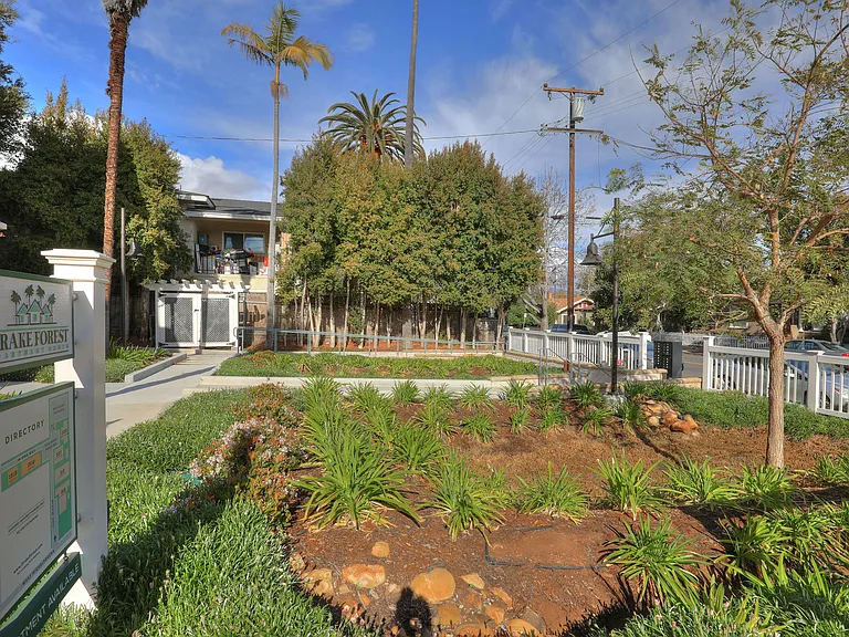 322 W Micheltorena St #D — Photo 15