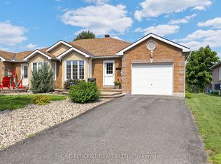 17 Doctor Gordon Cres, North Grenville, ON K0G 1J0