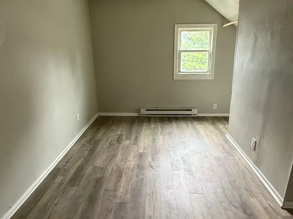 1400 E 5th Street, 1400 E 5th St APT 2, Muncie, IN 47302
