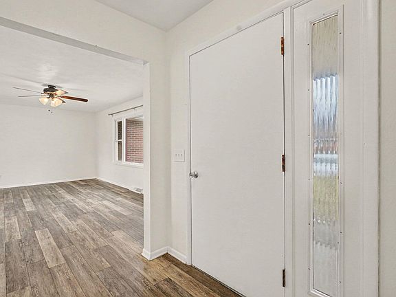 3rd image of 64588 W Northpark Dr