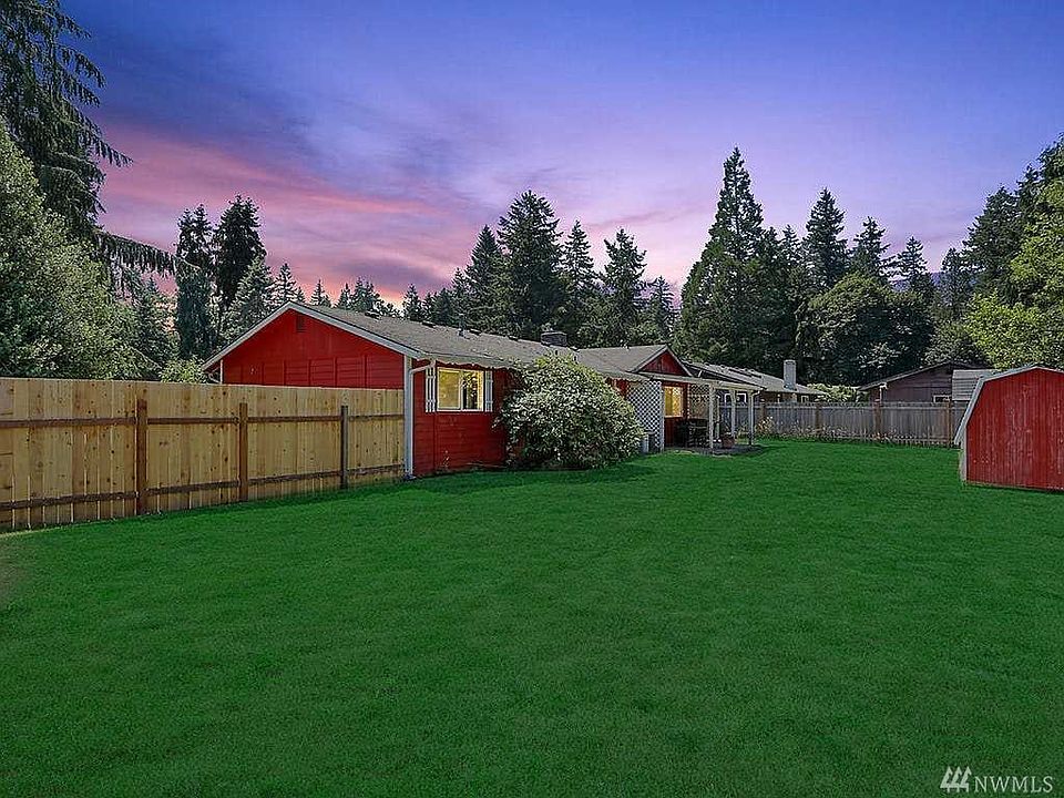 1st image of 4904 33rd Ct SE