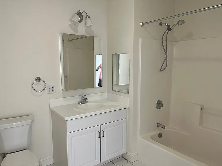 Schoolhouse Apartments — Photo 4