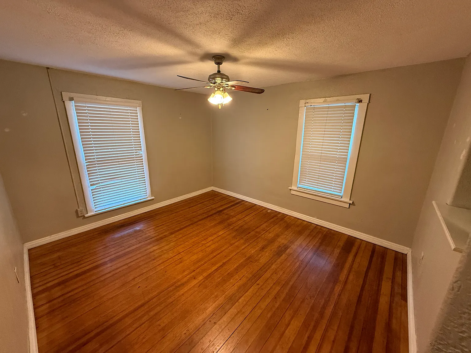 2 bed, $1,150 — Photo 3