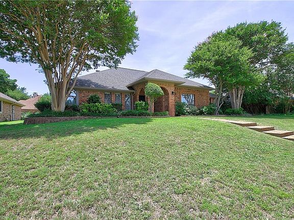 2nd image of 2304 Evergreen Dr