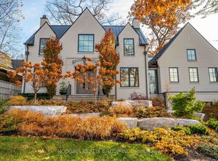 238 Mineola Rd W, Mississauga, ON L5G 2C1