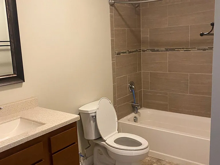 1407 Broadview Ct — Photo 9
