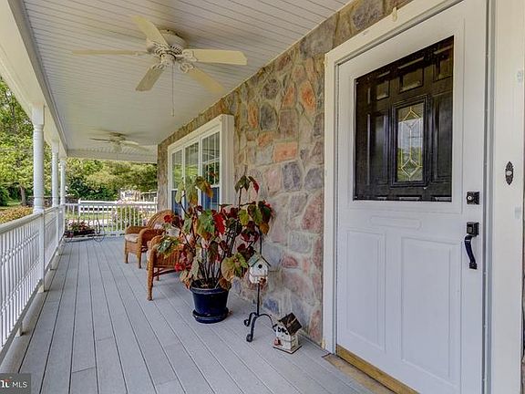3rd image of 2610 Bellows Dr