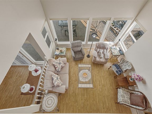 4th image of 19 Preston Cres