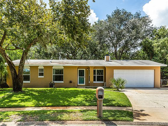 2nd image of 1265 La Mesa Ct