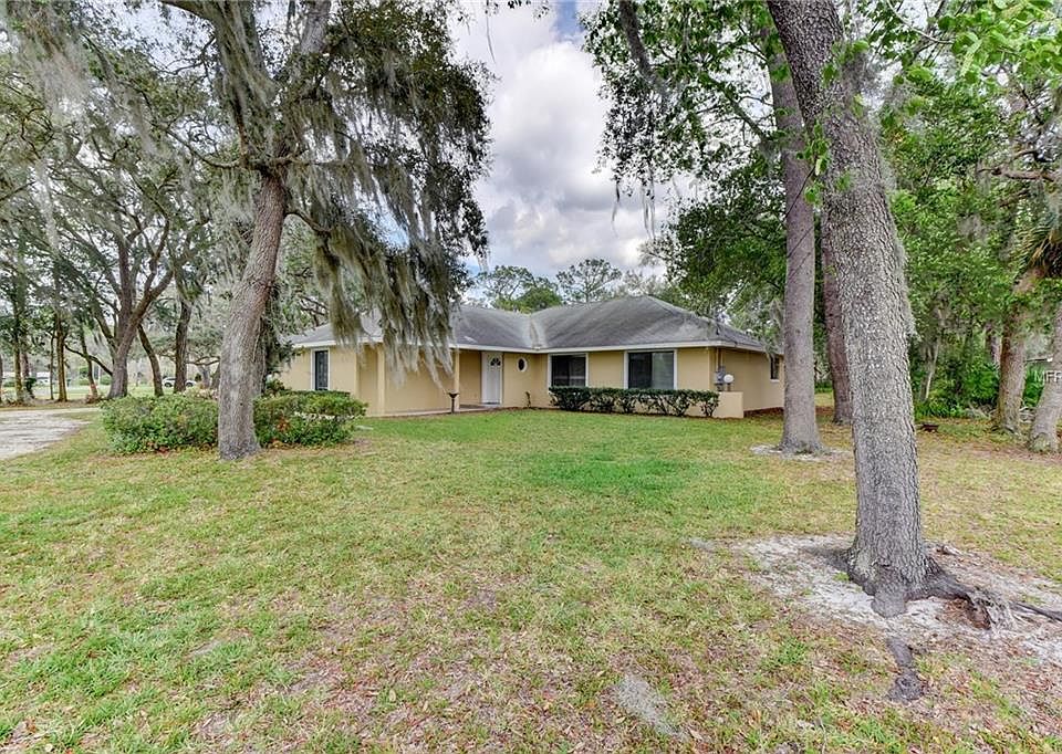 1st image of 2415 Lake Talmadge Dr