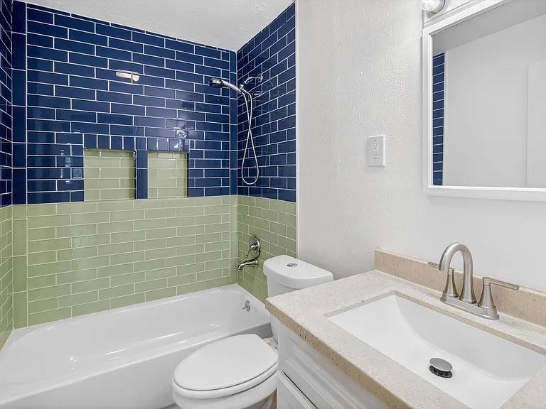 7822 Richland Dr — Photo 9