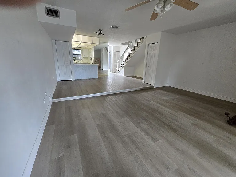 2153 N 14th Ave #2153 — Photo 4