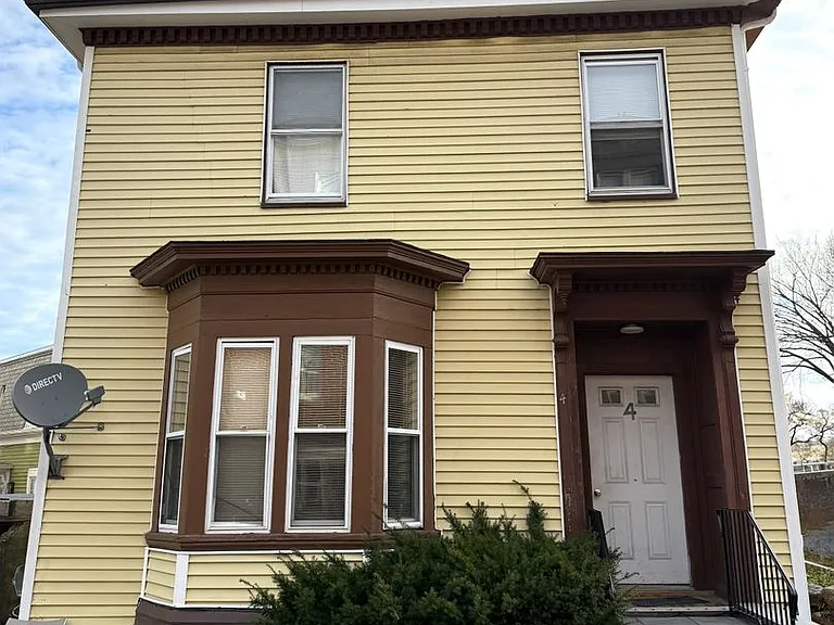 4 Fountain St — Photo 2