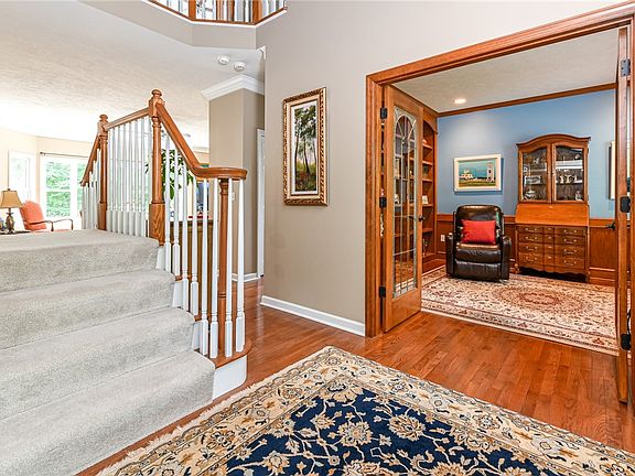 3rd image of 1029 Tierra Vista Dr