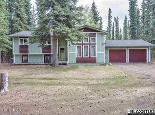 2545 Carrie Lynn Dr, North Pole, AK 99705