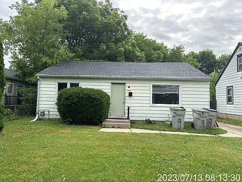4968 N 49th St Photo 1