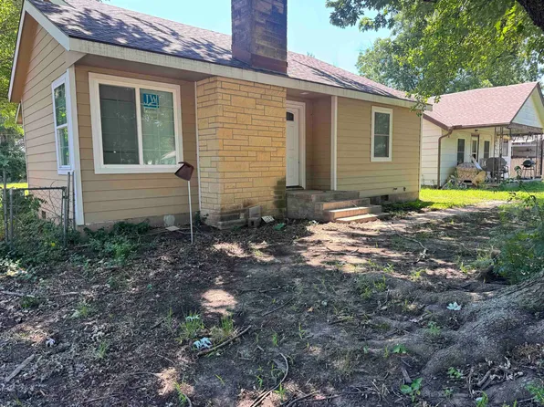 1120 N C St, Arkansas City, KS 67005