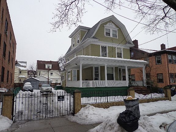 3rd image of 8726 114th St