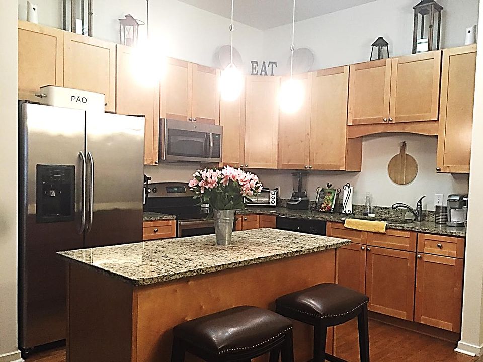1st image of 607 Harlan Blvd