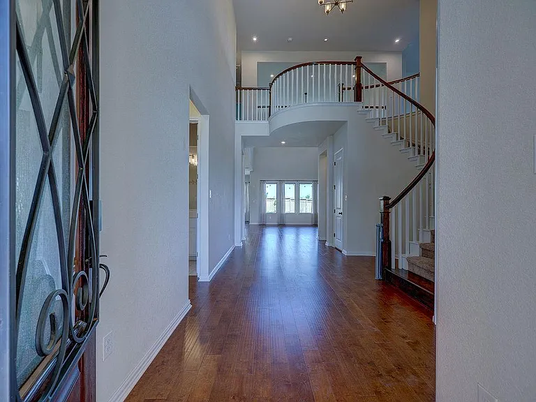 3416 Ponce De Leon Ct — Photo 12