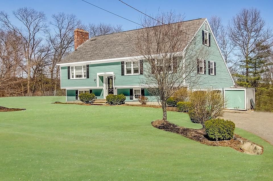 1st image of 250 Blue Hill Dr