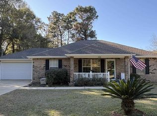 1126 Farmer St, Crestview, FL 32539