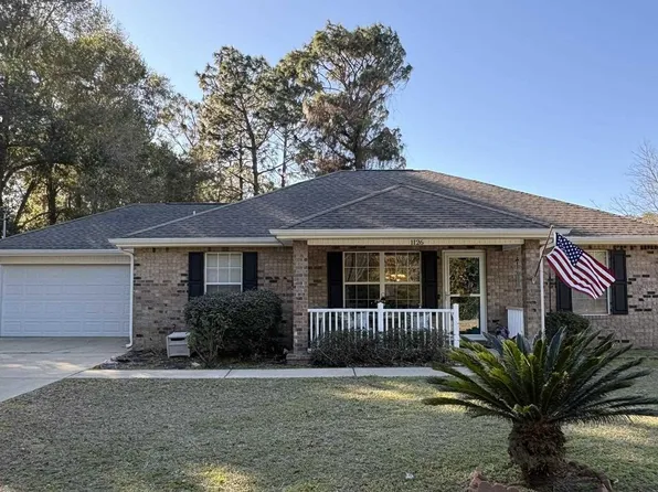 1126 Farmer St, Crestview, FL 32539