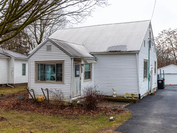 819 Charles St, Galion, OH 44833