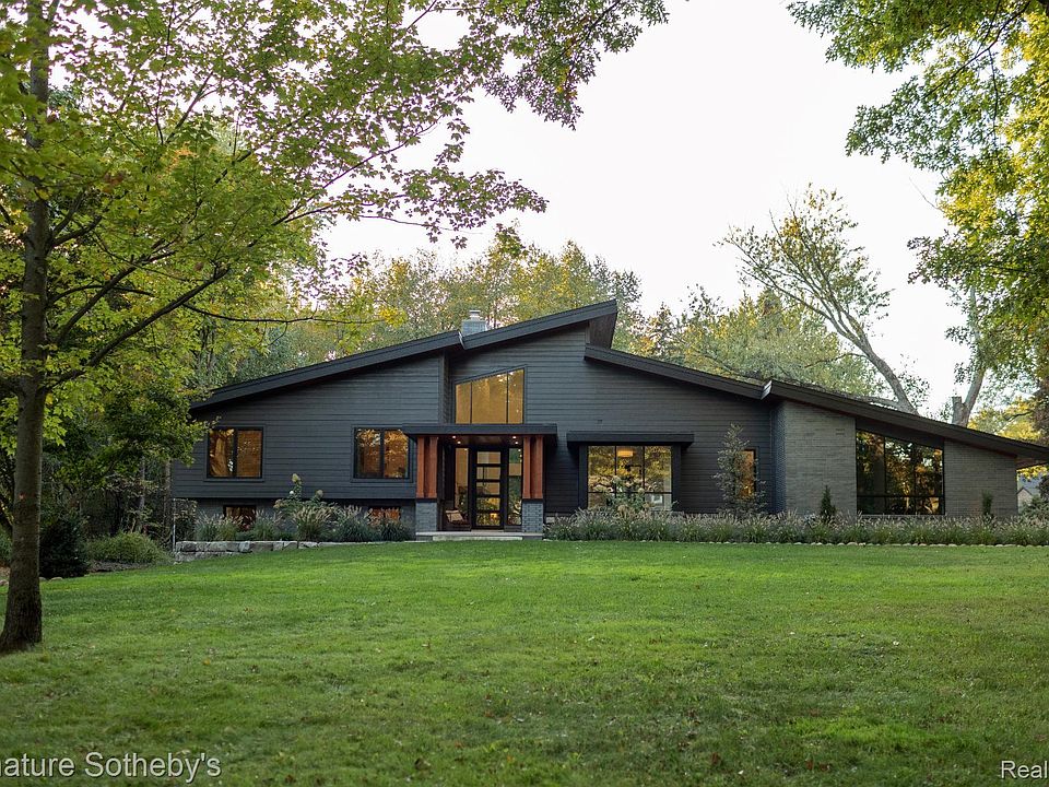 1st image of 4720 Dover Rd
