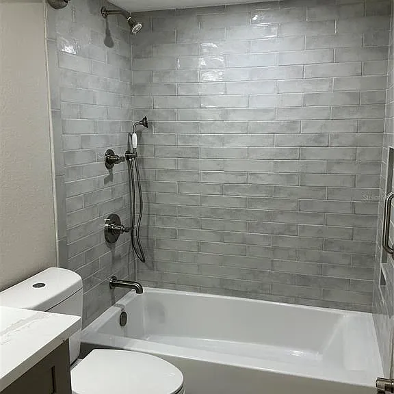 7645 Sun Island Dr S #101 — Photo 31