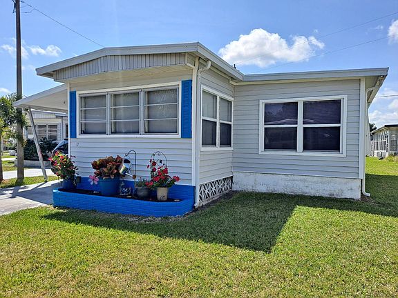 4th image of 72 Shoreland Dr #72