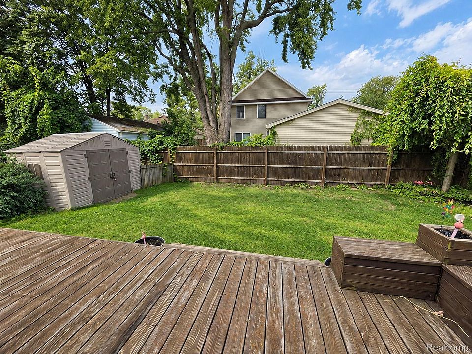 1754 Beechmont St, photo 7