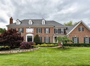 3159 Ariana Dr, Oakton, VA 22124