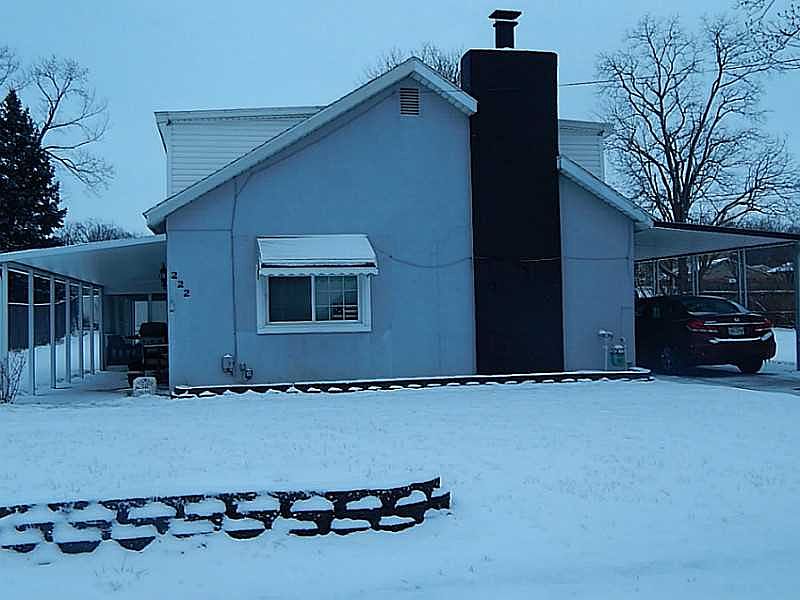 2nd image of 222 4th Ave