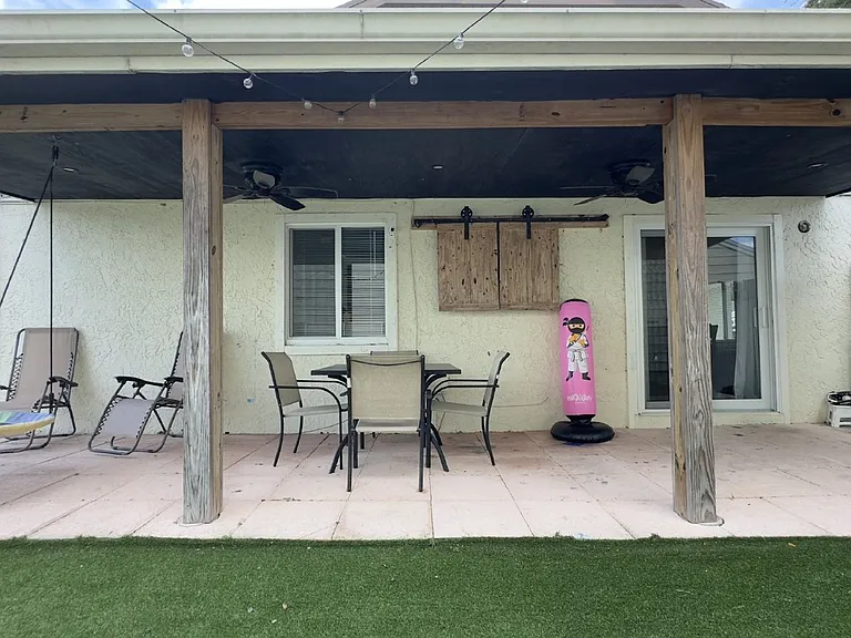 11106 Sacco Dr — Photo 35