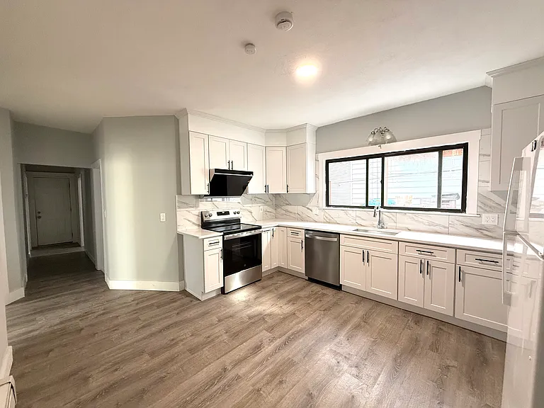 8 Boylston St #1 — Photo 13