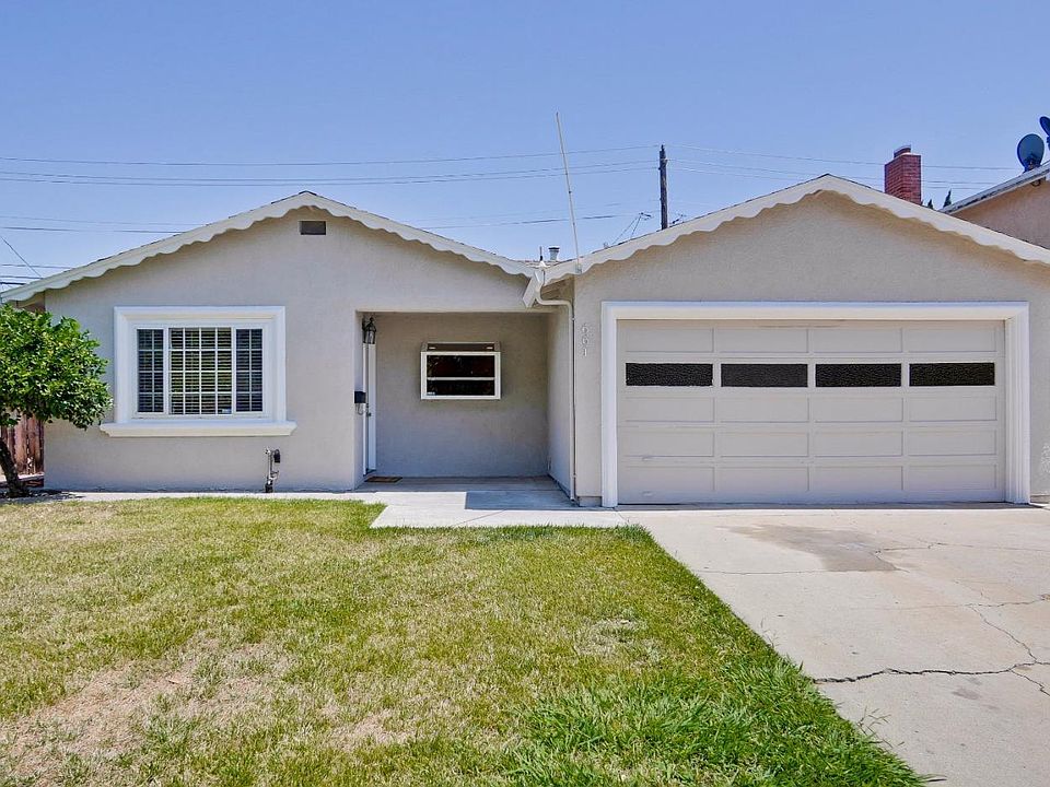 1st image of 661 Serenade Way