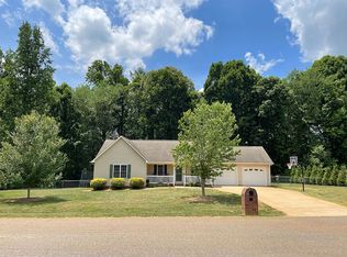 1261 Carpenter Springs Dr, Dallas, NC 28034