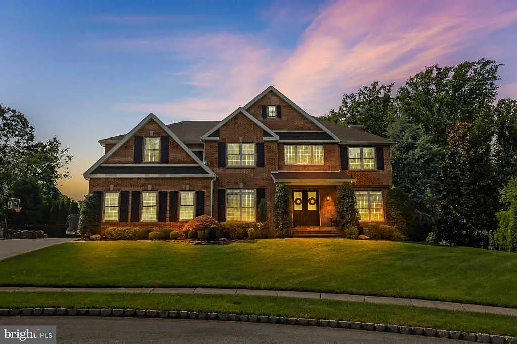 7 Tucker Ct photo 1