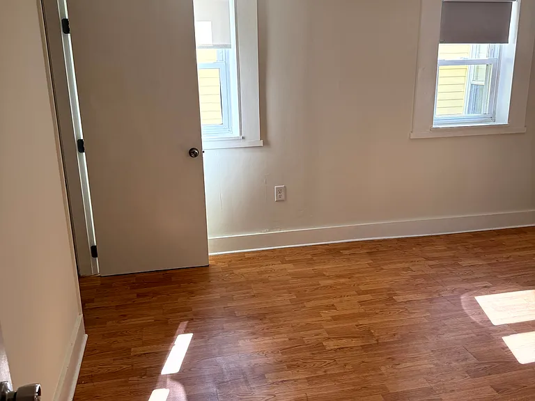 3 Mayhew St #2 — Photo 8