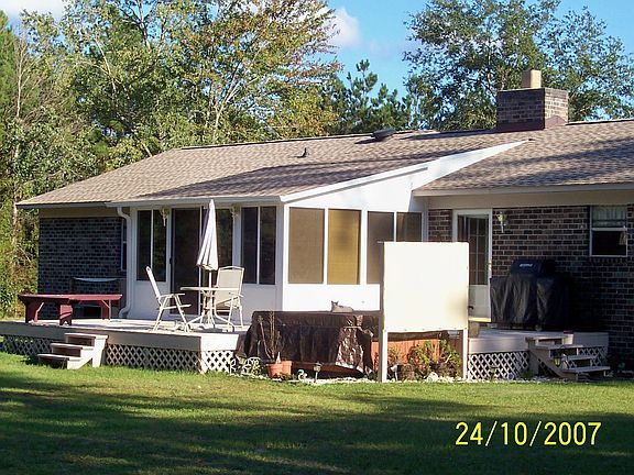 Back Sunroom and Hottub