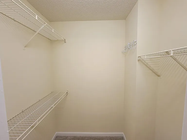 4200 Pin Oak Dr — Photo 11