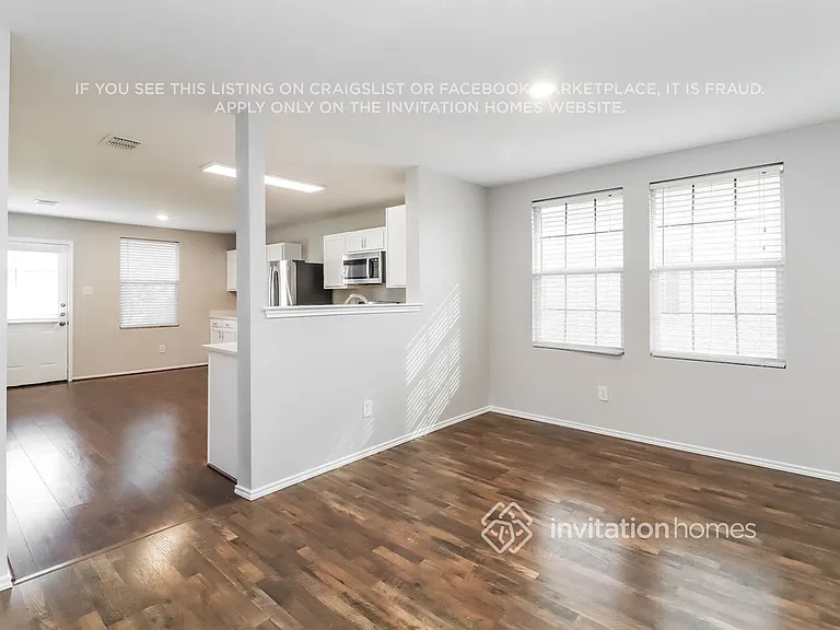 1412 Krista Dr — Photo 9