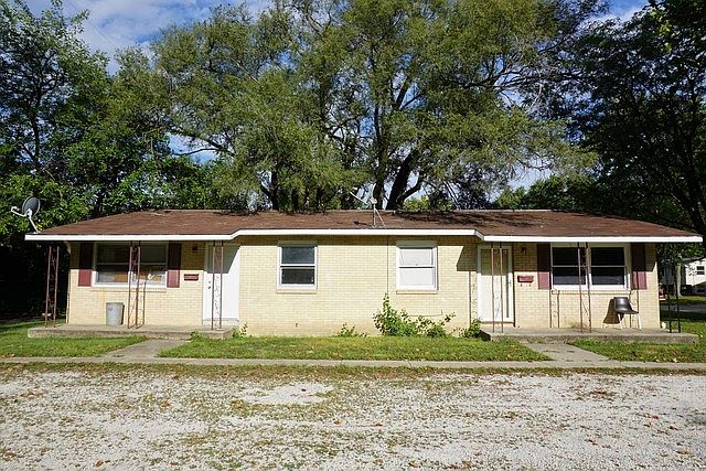 2nd image of 1215 Joanne Ln