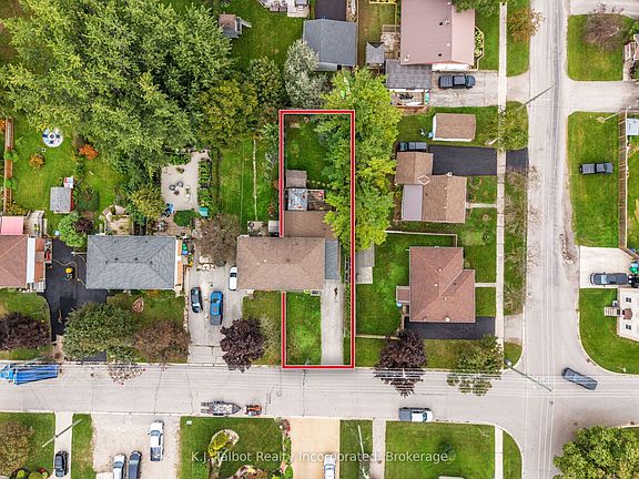 2nd image of 313 Cambridge St