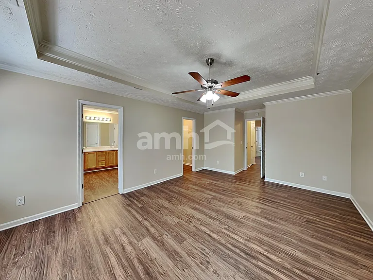 5455 Yellow Pine Dr — Photo 10