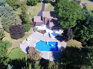 6 Pheasant Run, Windsor, CT 06095