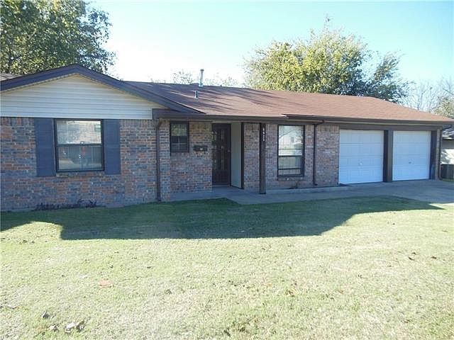 1st image of 6425 Lakeside Dr