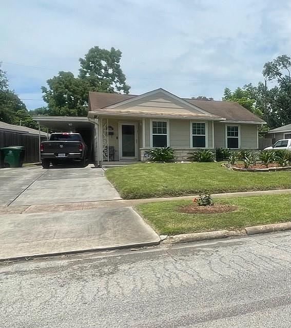 1st image of 3069 Pine Gully Blvd